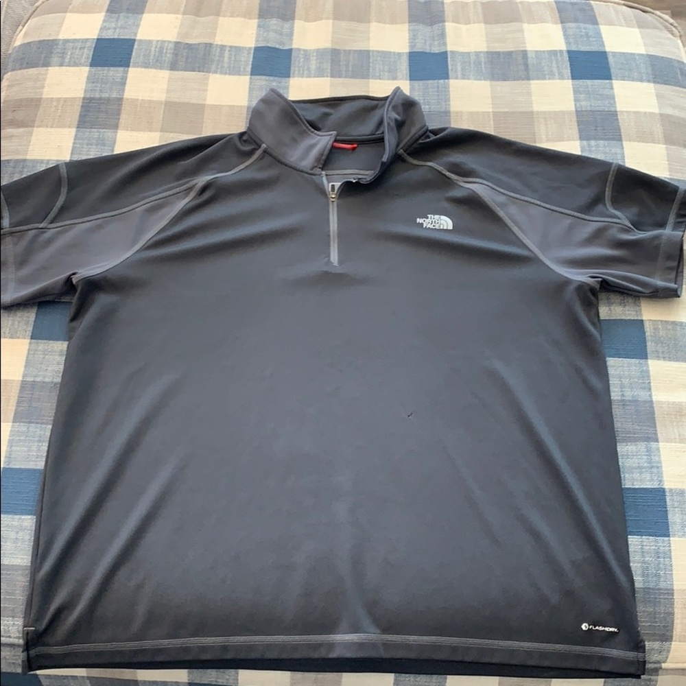 The North Face 1/4 ZIP Short Sleeve